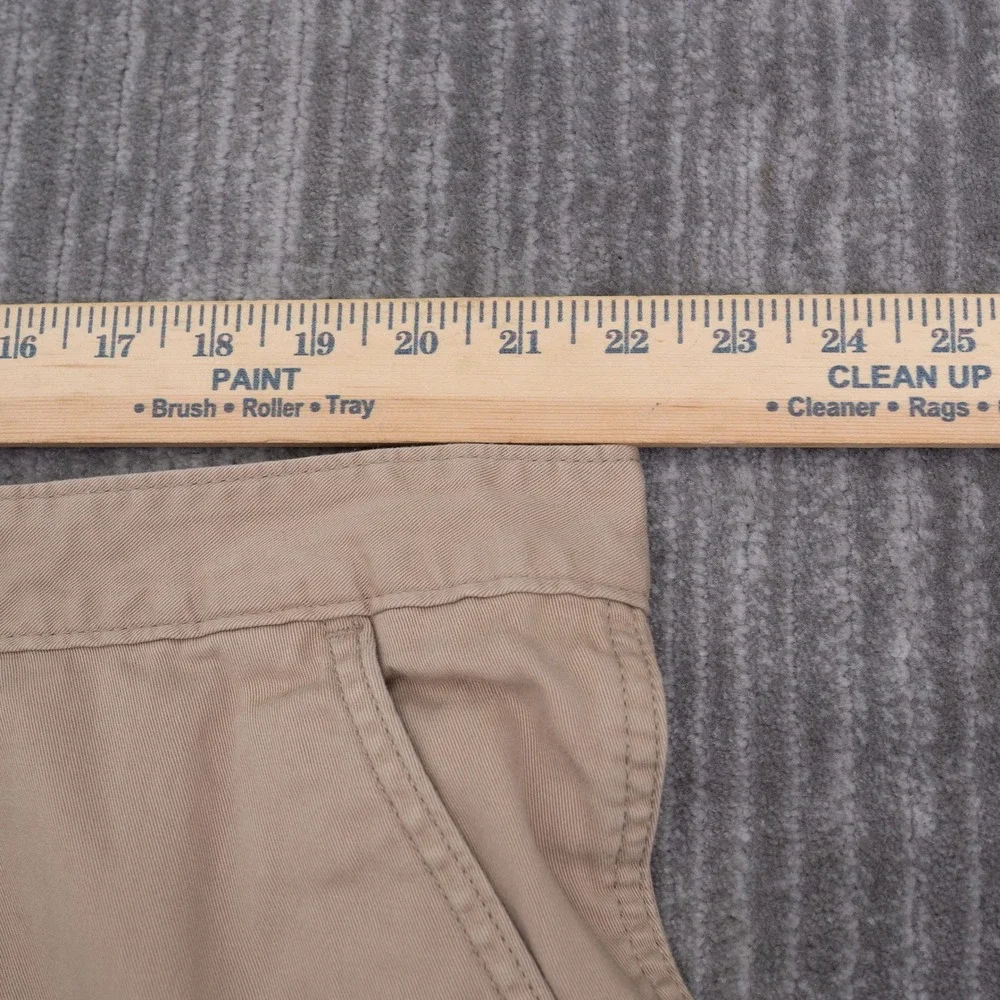 Levis Mens Tan Khaki Cargo Shorts 44x9.5 WaterLess Utility Cotton Twill Casual